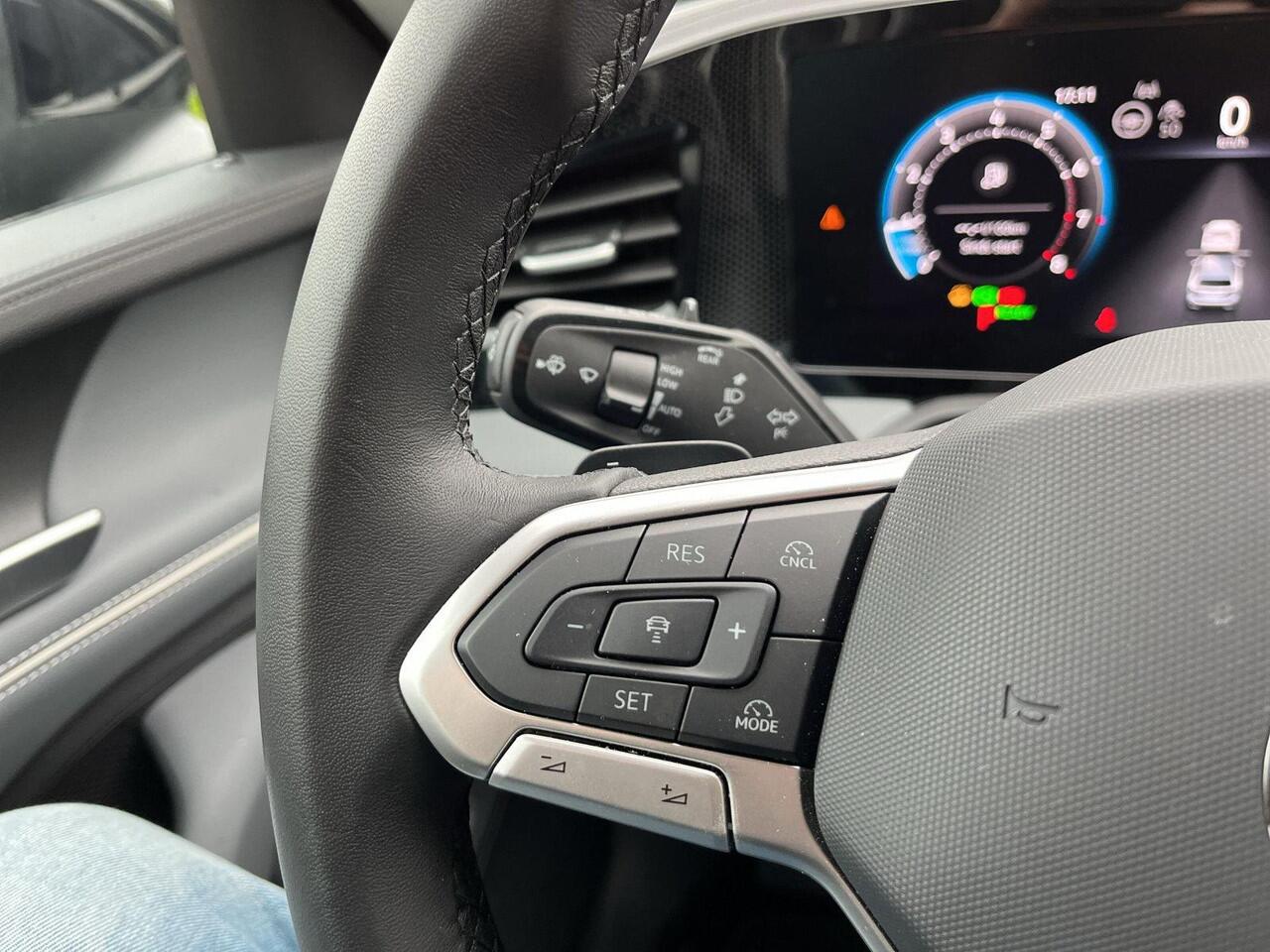 Volkswagen PASSAT Variant 1.5 eTSI Business | 150Pk | Trekhaak | ERGO Massage | ACC | Automaat |