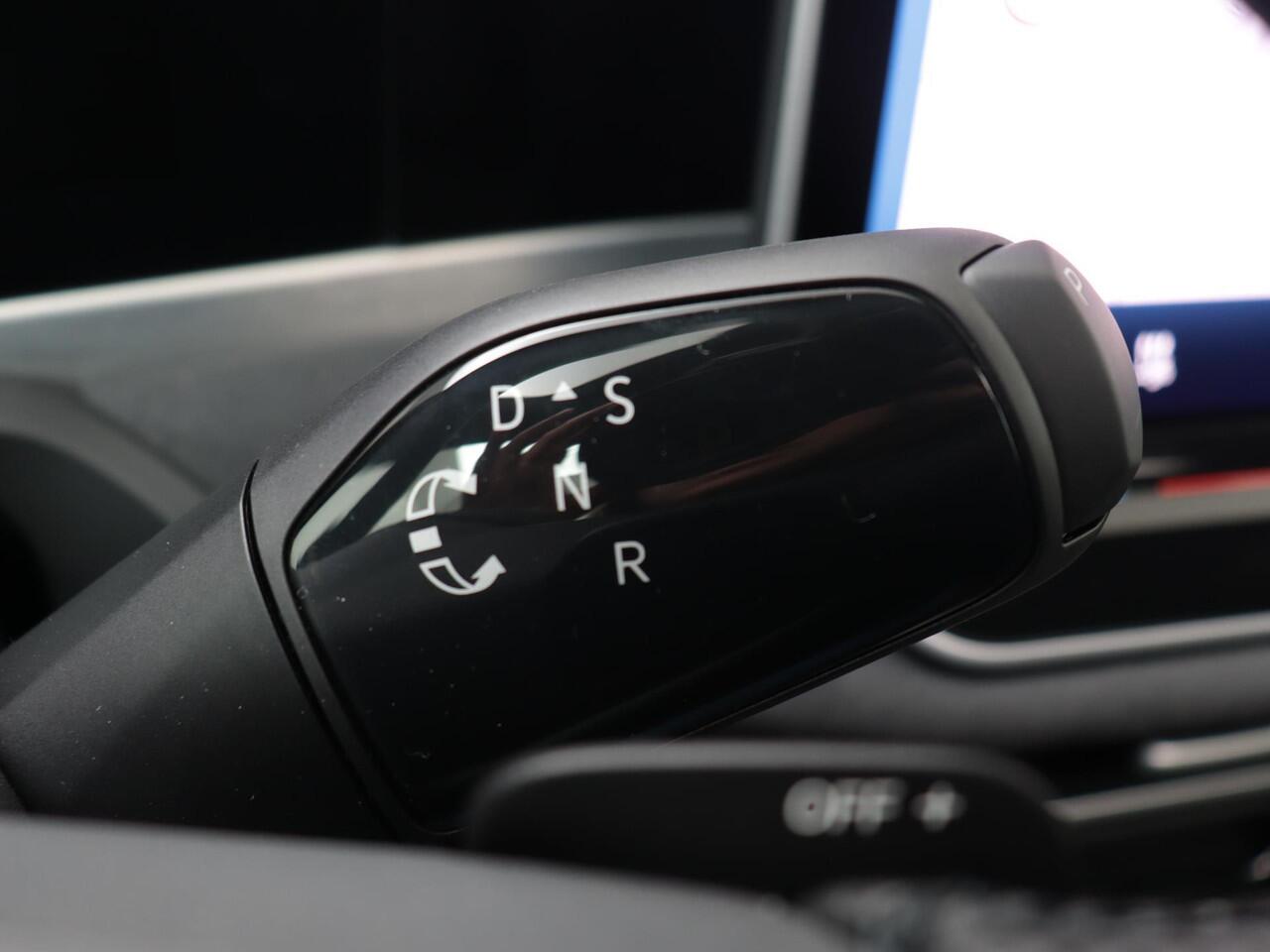 Volkswagen PASSAT Variant R-Line Business 1.5 110 kW / 150 pk eTSI Variant 7 versn. DSG | Black Style | Harman Kardon | Panoramadak | Area View | Discover Pro navigatie |