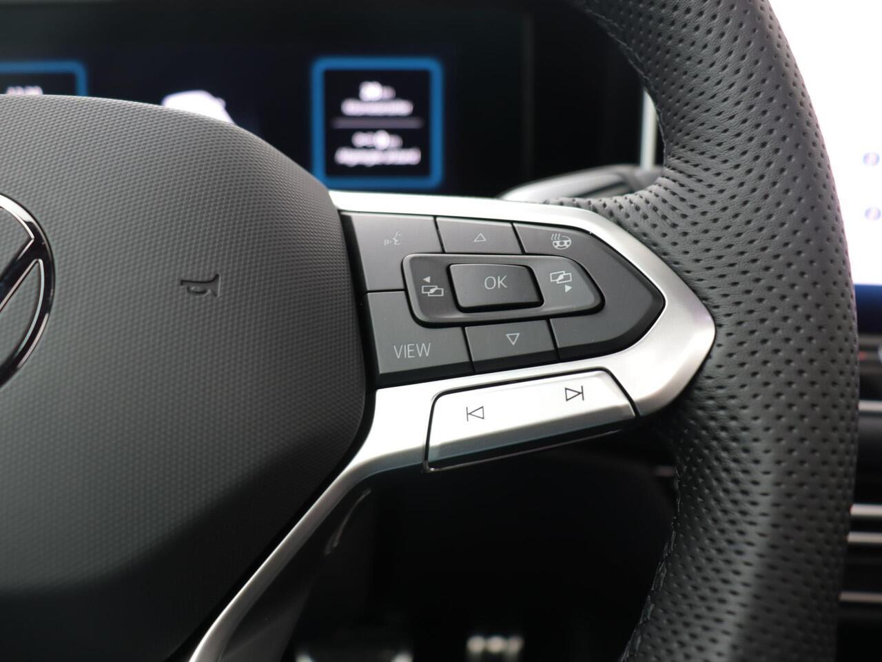 Volkswagen PASSAT Variant R-Line Business 1.5 110 kW / 150 pk eTSI Variant 7 versn. DSG | Black Style | Harman Kardon | Panoramadak | Area View | Discover Pro navigatie |