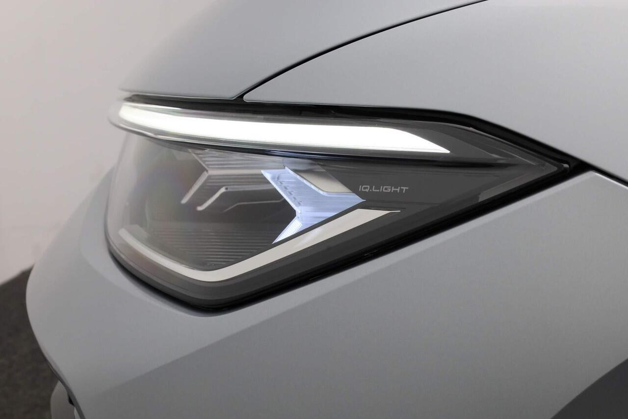 Volkswagen PASSAT Variant R-Line Business 1.5 eTSI 150PK DSG