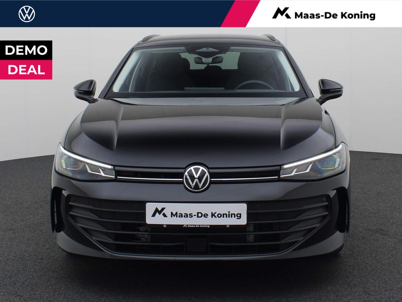 Volkswagen PASSAT Variant 1.5 eTSI/150PK Business · Achteruitrijcamera · Trekhaak · Cruise Control Adaptief