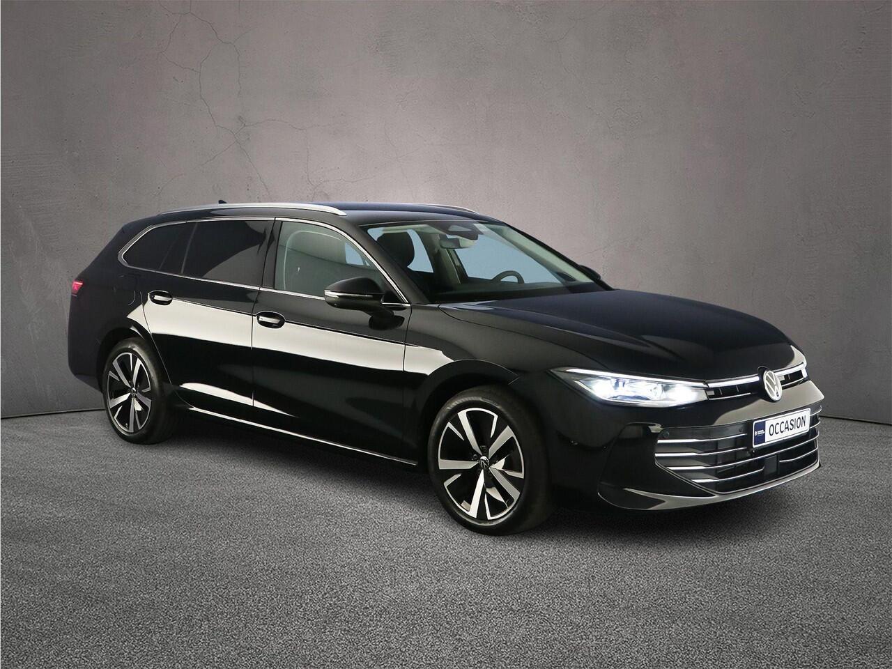 Volkswagen PASSAT Variant Business 1.5 eTSI 150pk DSG Automaat Trekhaak, 360 camera, Elektrische achterklep, Adaptive cruise control, Achteruitrijcamera, Navigatie, Harman Kardon audio