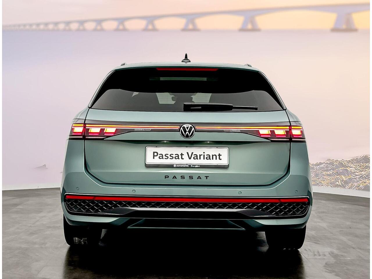 Volkswagen PASSAT Variant 1.5 eTSI R-Line Business DSG7 150pk