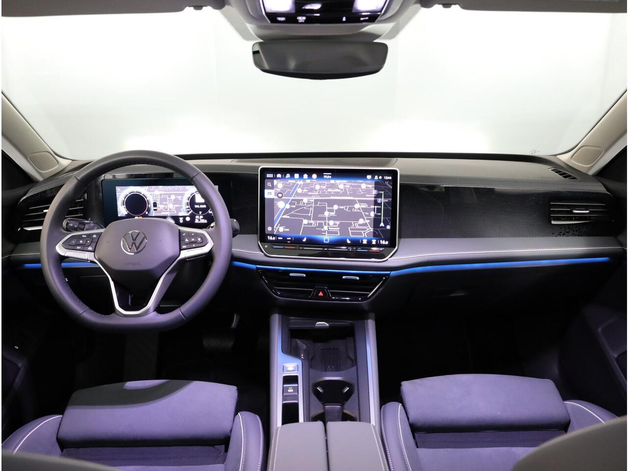 Volkswagen PASSAT Variant 1.5 eTSI Business 150pk DSG| Navi| 18'LM-velgen| Camera| Dodehoek detectie