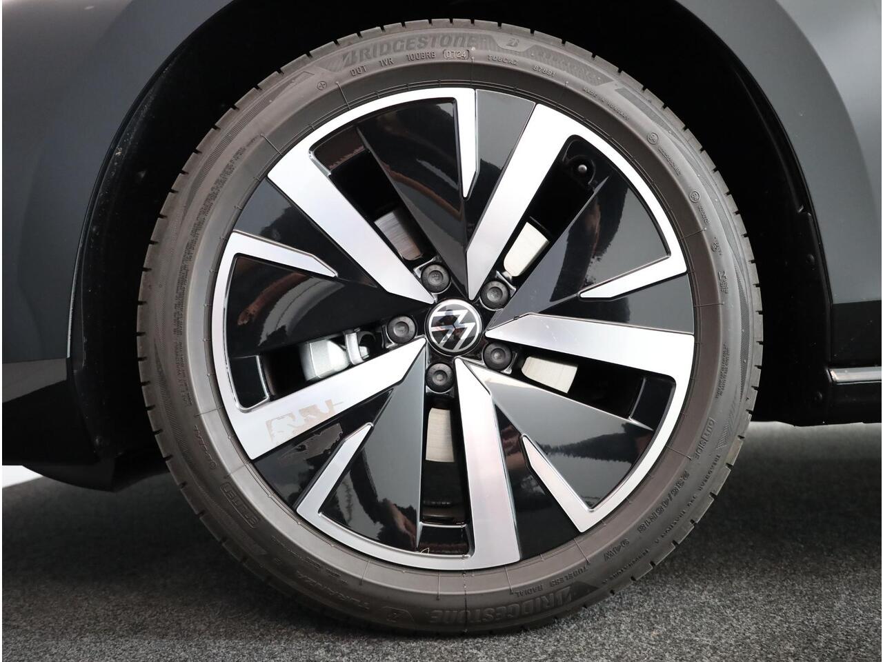 Volkswagen PASSAT Variant 1.5 eTSI Business 150pk DSG| Navi| 18'LM-velgen| Camera| Dodehoek detectie