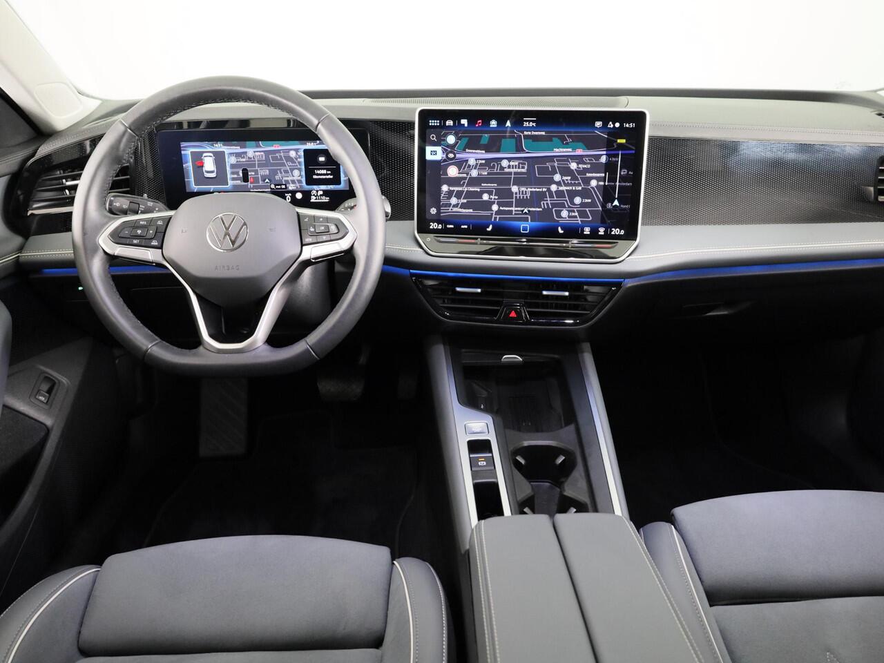 Volkswagen PASSAT Variant 1.5 eTSI 150PK | Automaat (DSG) | Apple Carplay & Android Auto | Navigatie | Led | Camera |