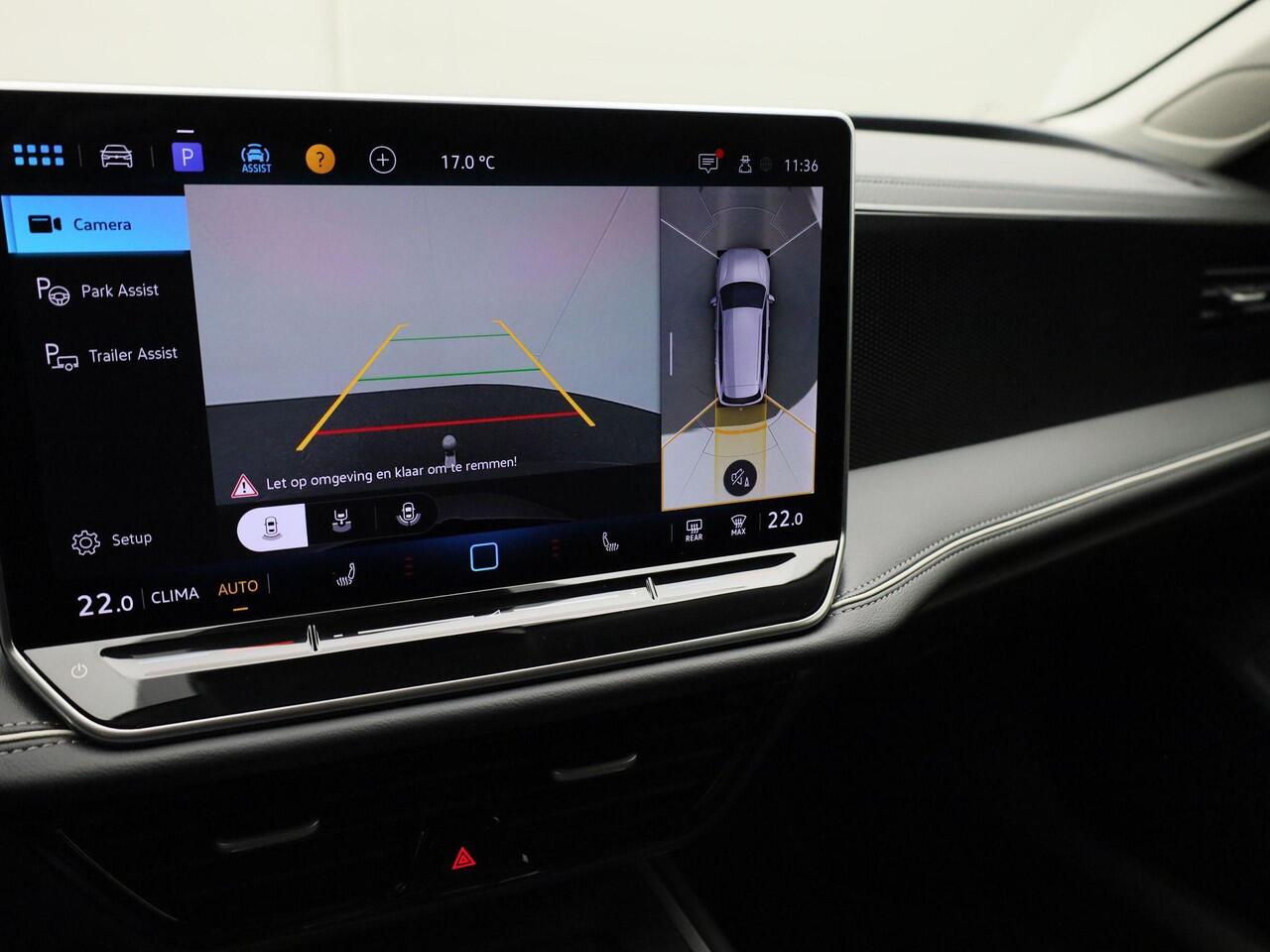 Volkswagen PASSAT Variant 1.5TSI/150PK Business DSG · Navigatie · Trekhaak · Apple Carplay/Android Auto · Garantie tot 01-02-2027