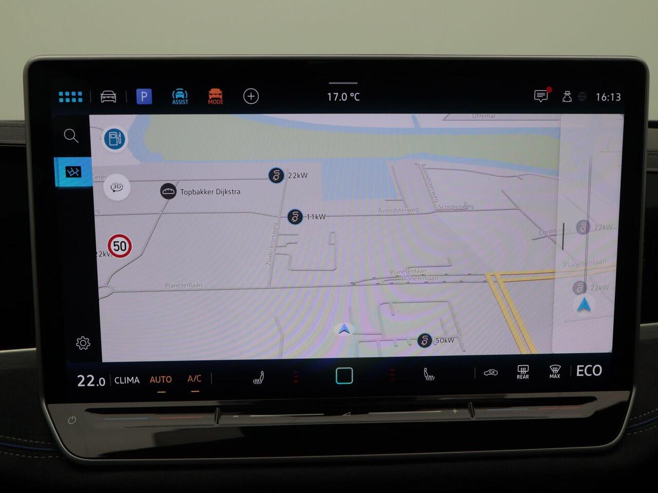 Volkswagen PASSAT Variant 1.5 eHybrid 272 Pk Automaat R-Line Edition | Trekhaak | 360° Camera | Panoramadak | Digitale Cockpit | Sporstoelen | Adaptive Cruise | Head-up | Carplay | 18 Inch | 13.658 Km!!