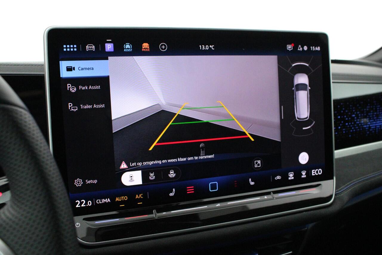 Volkswagen PASSAT Variant 1.5 eHybrid 272pk R-Line Edition Black Style Trekhaak Camera Head-Up Panoramadak Virtual Cockpit Keyless Navigatie