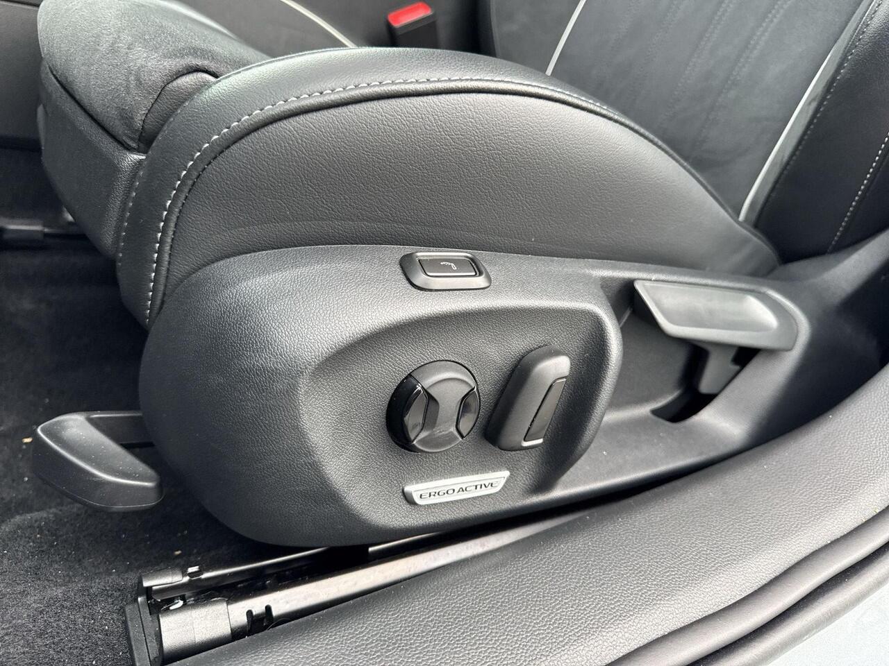 Volkswagen PASSAT Variant 1.5 eHybrid Business | Trekhaak | ACC | HUD | Stoelverwarming | PHEV |