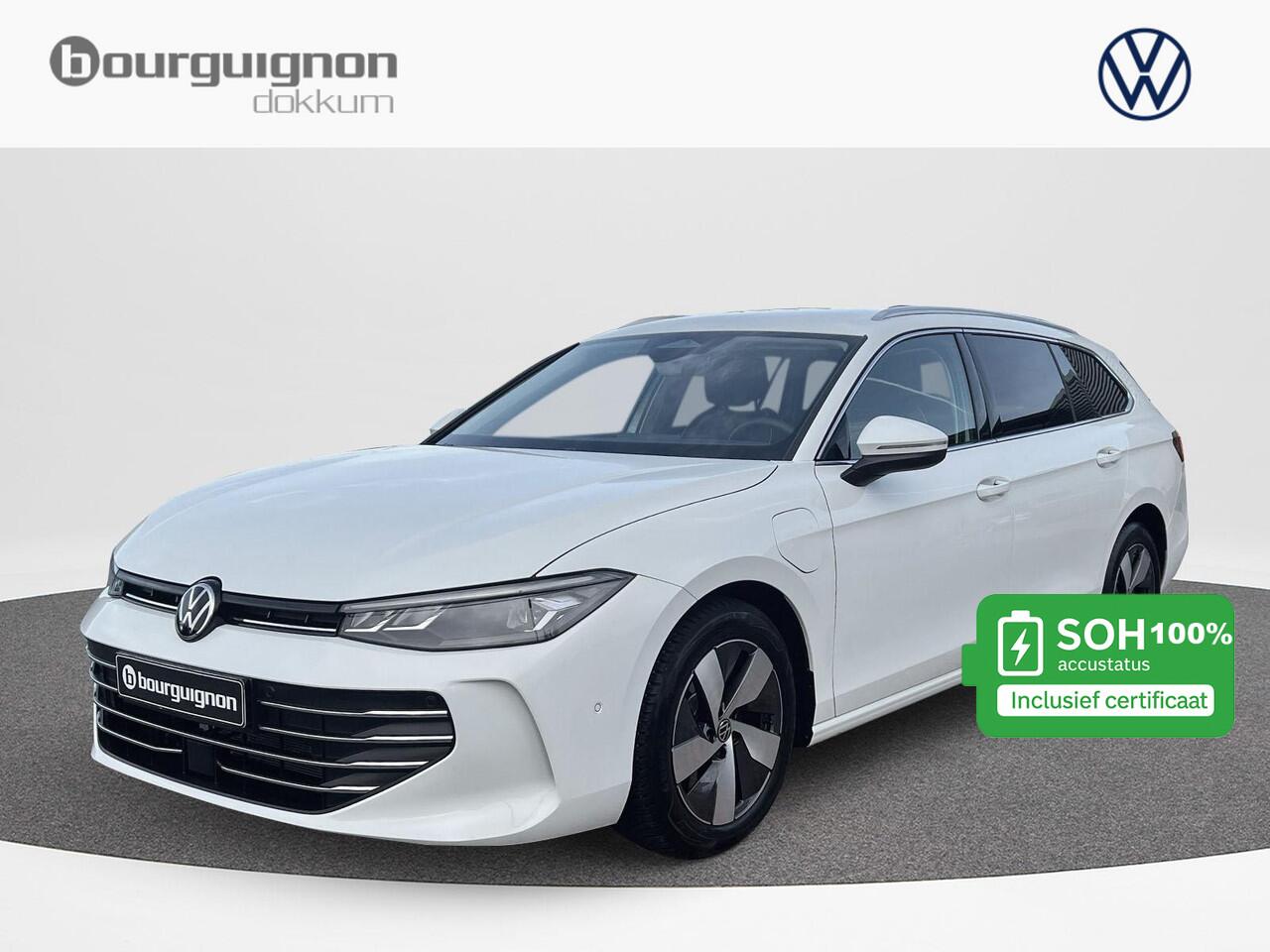 Volkswagen PASSAT Variant 1.5 eHybrid Business | 204Pk | Trekhaak | A-Camera | HUD | SOH 102% | PHEV |