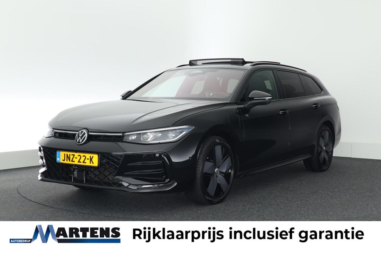 Volkswagen PASSAT Variant 1.5 272pk eHybrid R-Line Edition Black Style Trekhaak 360Camera harman/kardon Massage Navigatie Panoramadak