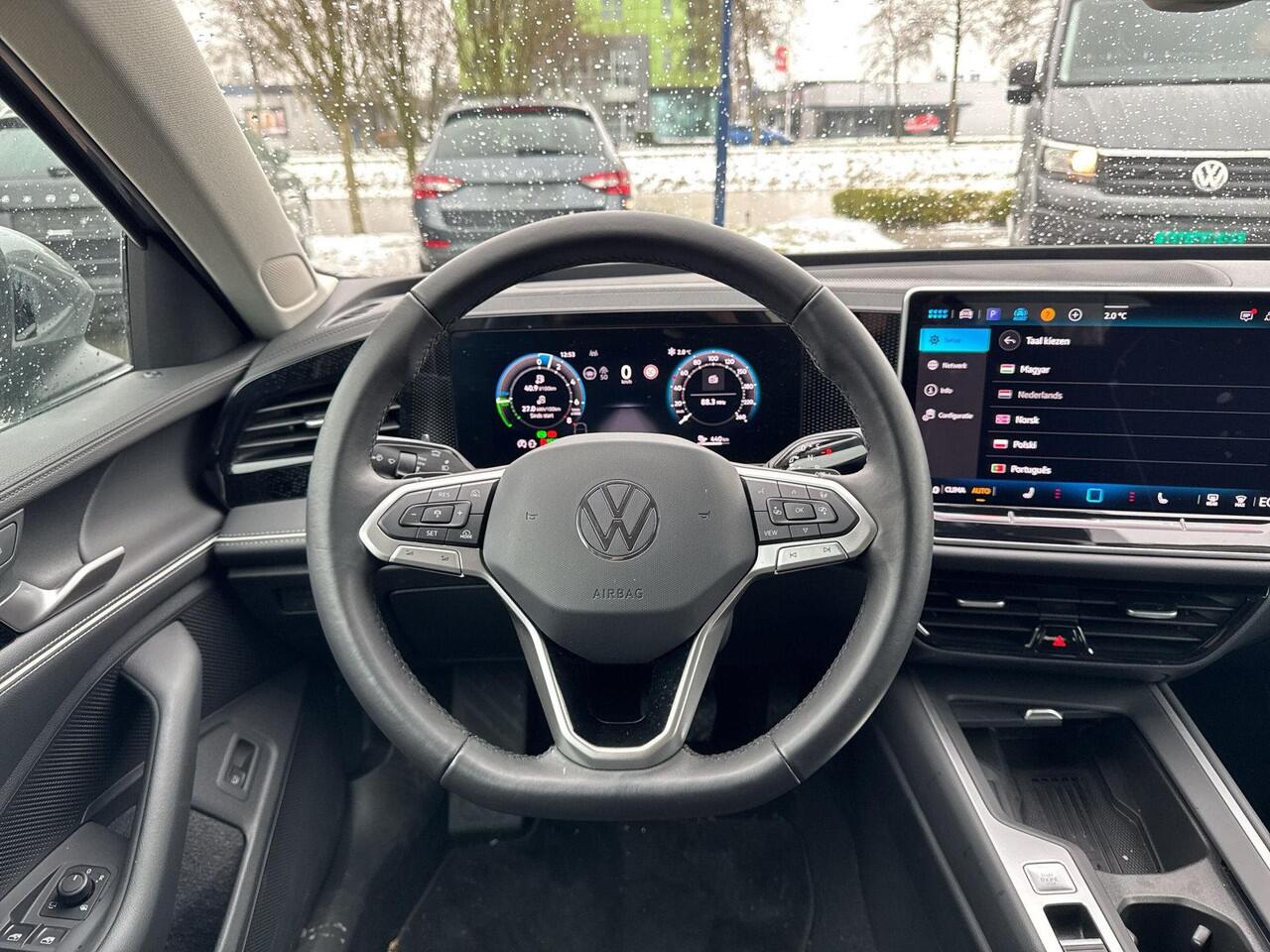 Volkswagen PASSAT Variant 1.5 eHybrid Business | PHEV | Trekhaak | Lane Assist | Front Assist | Adapt. Cruise | SOH 100% |