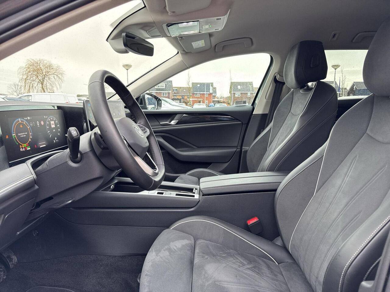 Volkswagen PASSAT Variant 1.5 eHybrid Business | PHEV | 204 pk | Trekhaak | A-Camera | ERGO | SOH 100% |