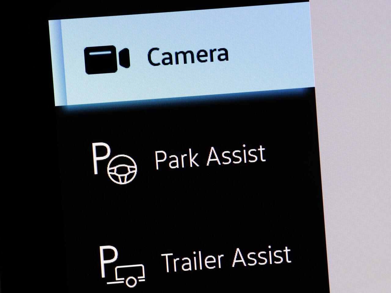 Volkswagen PASSAT Variant 1.5 eHybrid 204pk DSG Business · Trekhaak · Camera · Head-Up Display · Side Assist · Elek. Voorstoelen + Massage · Apple/Android Car Play · Stuur- & Stoelverwarming · Garantie t/m 13-05-2027