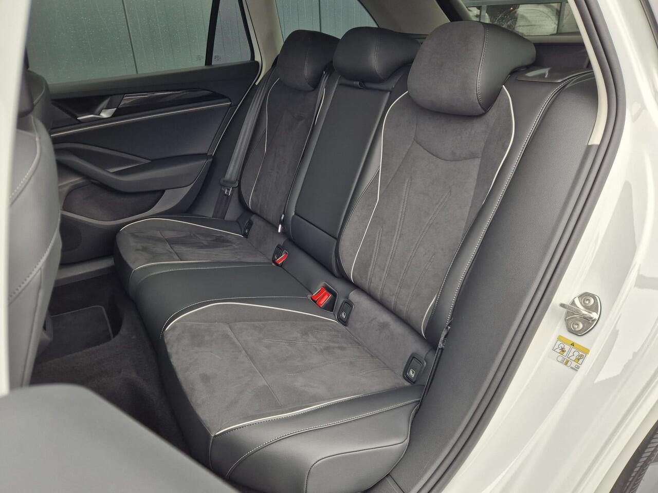 Volkswagen PASSAT Variant 1.5 eTSI Business | BTW | Virtual | Massage | Stuur-stoelverw. | Carplay