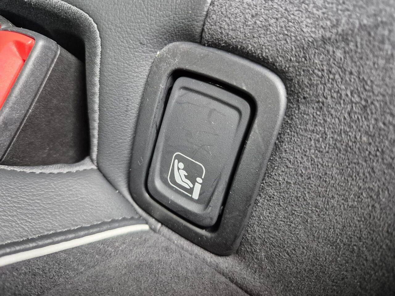 Volkswagen PASSAT Variant 1.5 eTSI Business | BTW | Virtual | Massage | Stuur-stoelverw. | Carplay