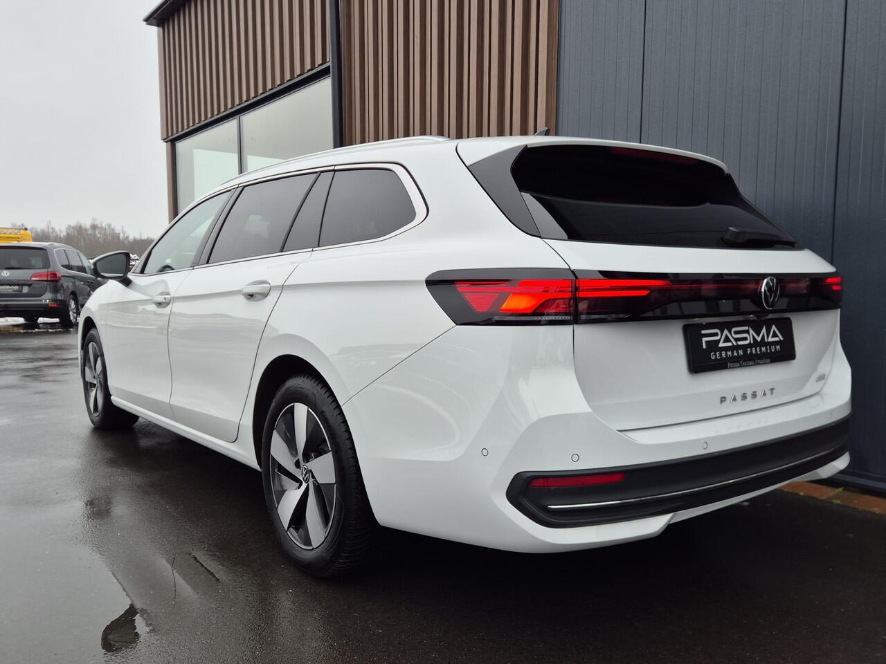 Volkswagen PASSAT Variant 1.5 eTSI Business | BTW | Virtual | Massage | Stuur-stoelverw. | Carplay