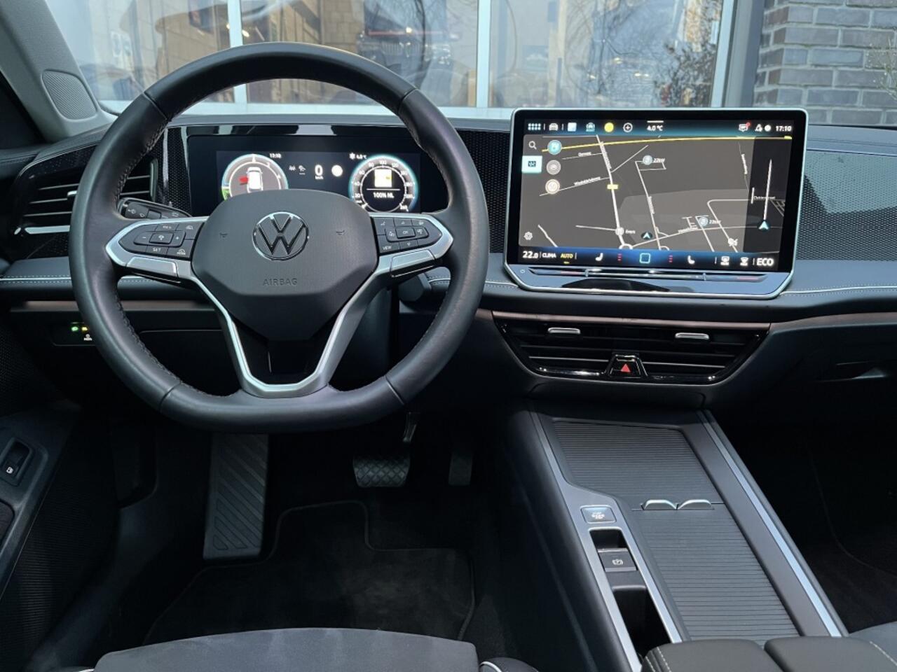 Volkswagen PASSAT 1.5 TSI EHYBRID 150 KW BUSINESS - TREKH.