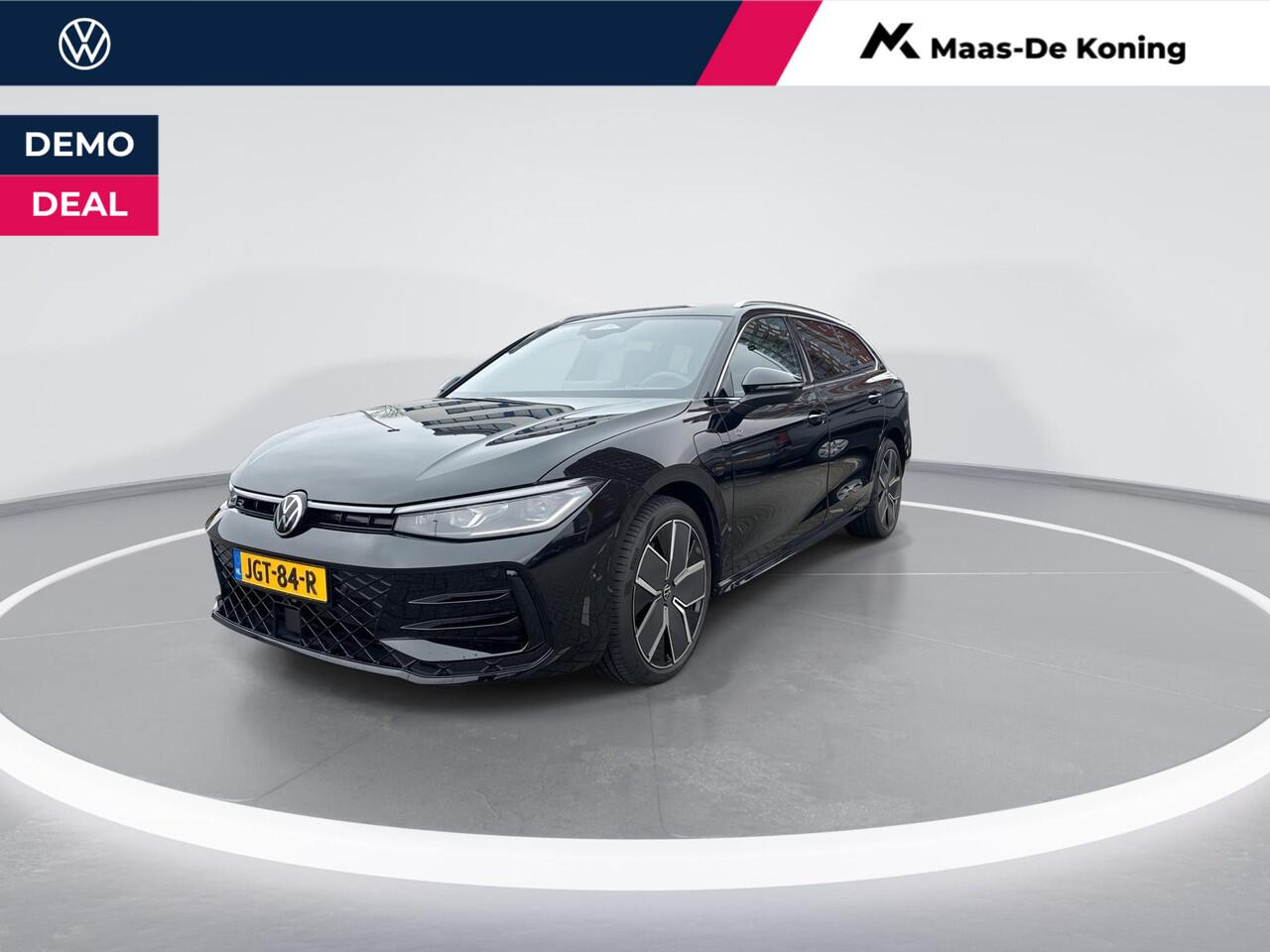 Volkswagen PASSAT Variant R-Line Edition 1.5 eHybrid 204 pk 6 versn. DSG · Multimedia pakket plus · High-end geluidsysteem 'Harman Kardon' · Prijs incl. inruilpremie · MEGA Sale