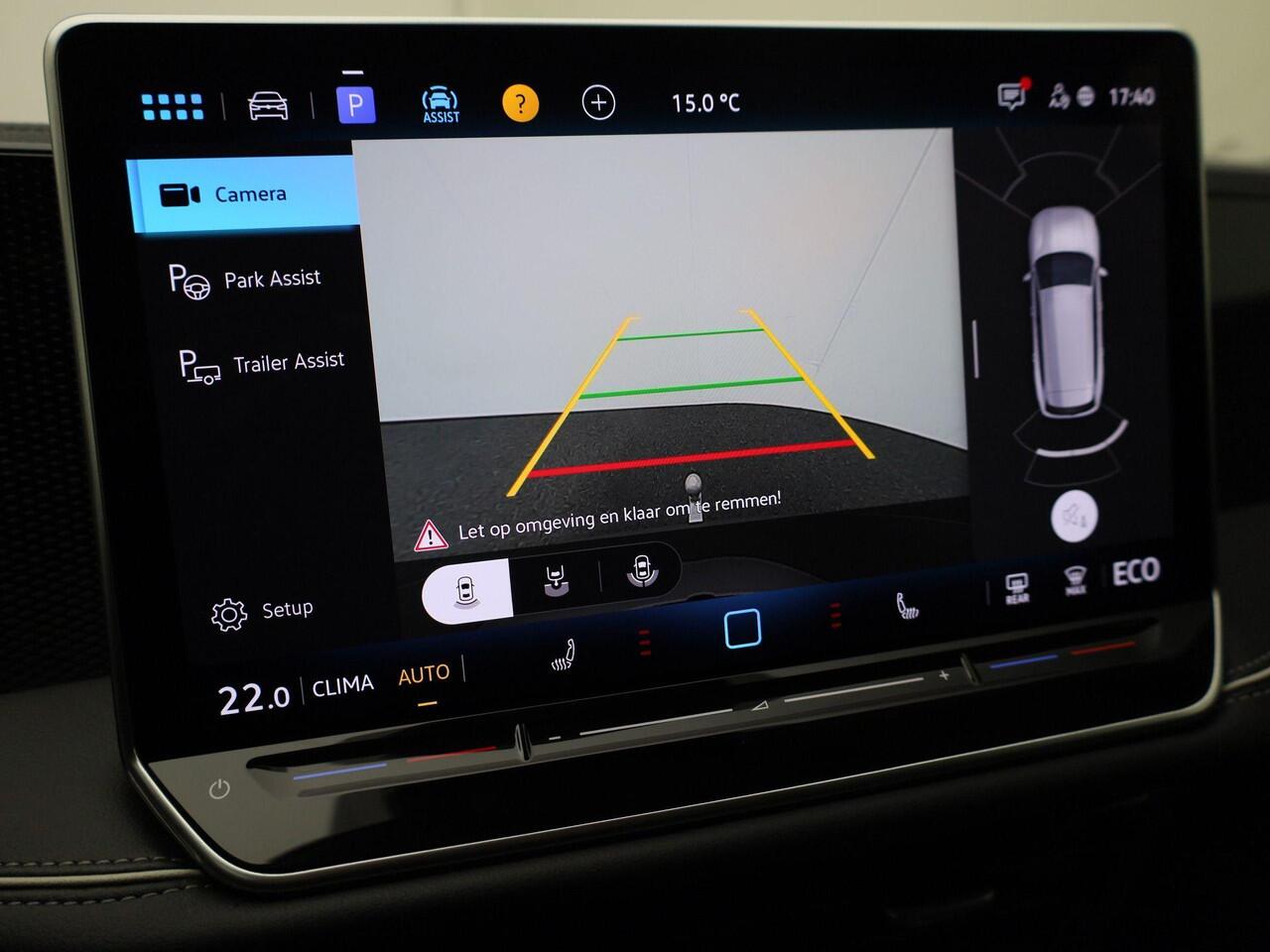 Volkswagen PASSAT Variant 1.5eHybrid 150kW/204PK Business · Navigatie · Apple/Android · Trekhaak · Garantie t/m 07-05-2027