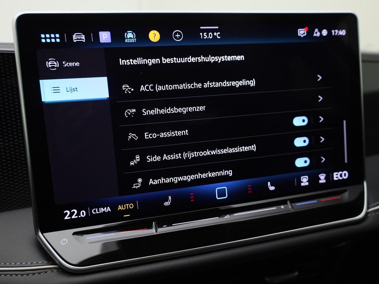 Volkswagen PASSAT Variant 1.5eHybrid 150kW/204PK Business · Navigatie · Apple/Android · Trekhaak · Garantie t/m 07-05-2027