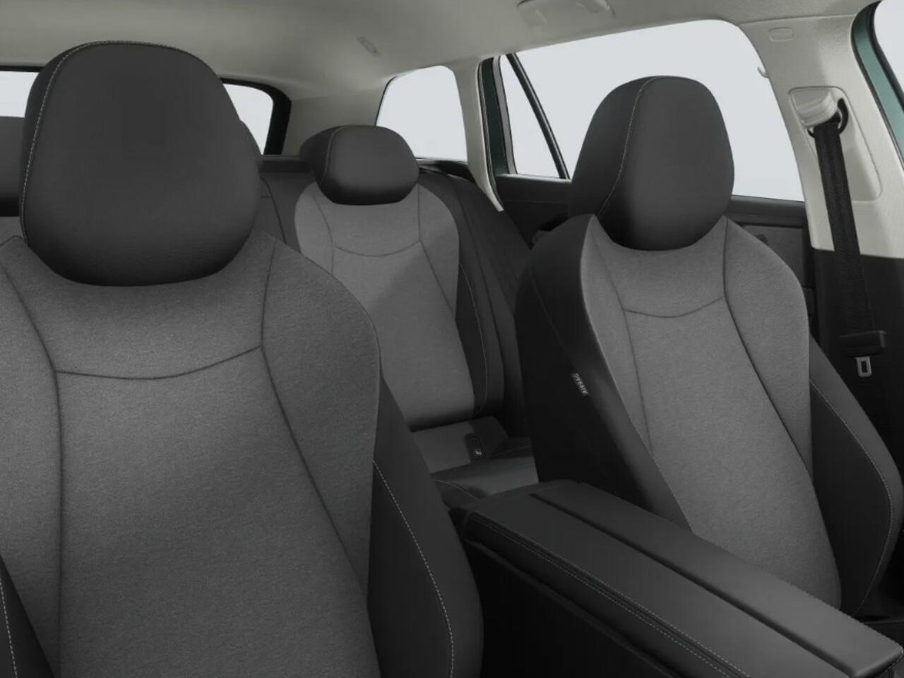 Volkswagen PASSAT Variant R-Line Edition 1.5 eHybrid 204 PK 6 versn. DSG · Achteruitrijcamera · Draadloze telefoonverbinding · Comfort pakket · Voorraad OUTLET · Prijs is inclusief inruilpremie ·