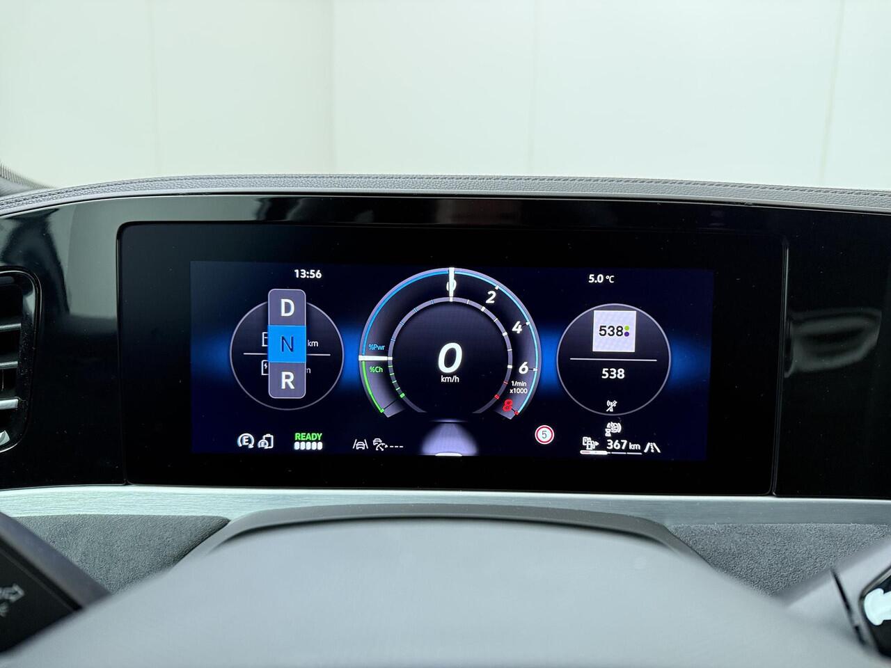 Volkswagen PASSAT Variant R-Line Edition 1.5 eHybrid 150 kW / 204 PK DSG | Trekhaak wegklapbare kogel | Stoelverwarming voor & achter | Voorruitverwarming |