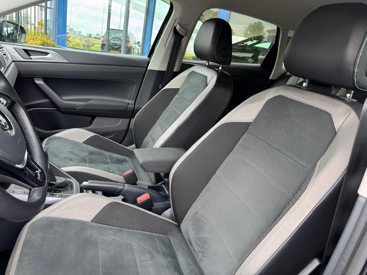 Volkswagen POLO 1.0 TSI Highline | Navi | DSG | Trekhaak | Mooi auto!