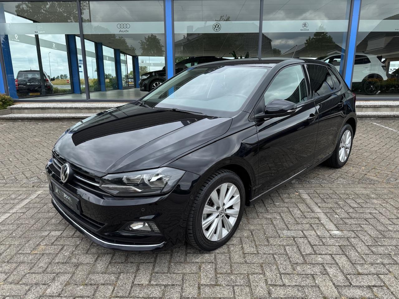 Volkswagen POLO 1.0 TSI Highline | Navi | DSG | Trekhaak | Mooi auto!