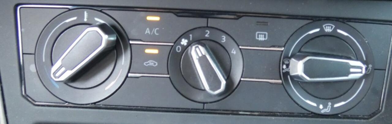 Volkswagen POLO 1.0 TSI COMFORTLINE,ADAPTIVE,Navi,Trhaak,Airco