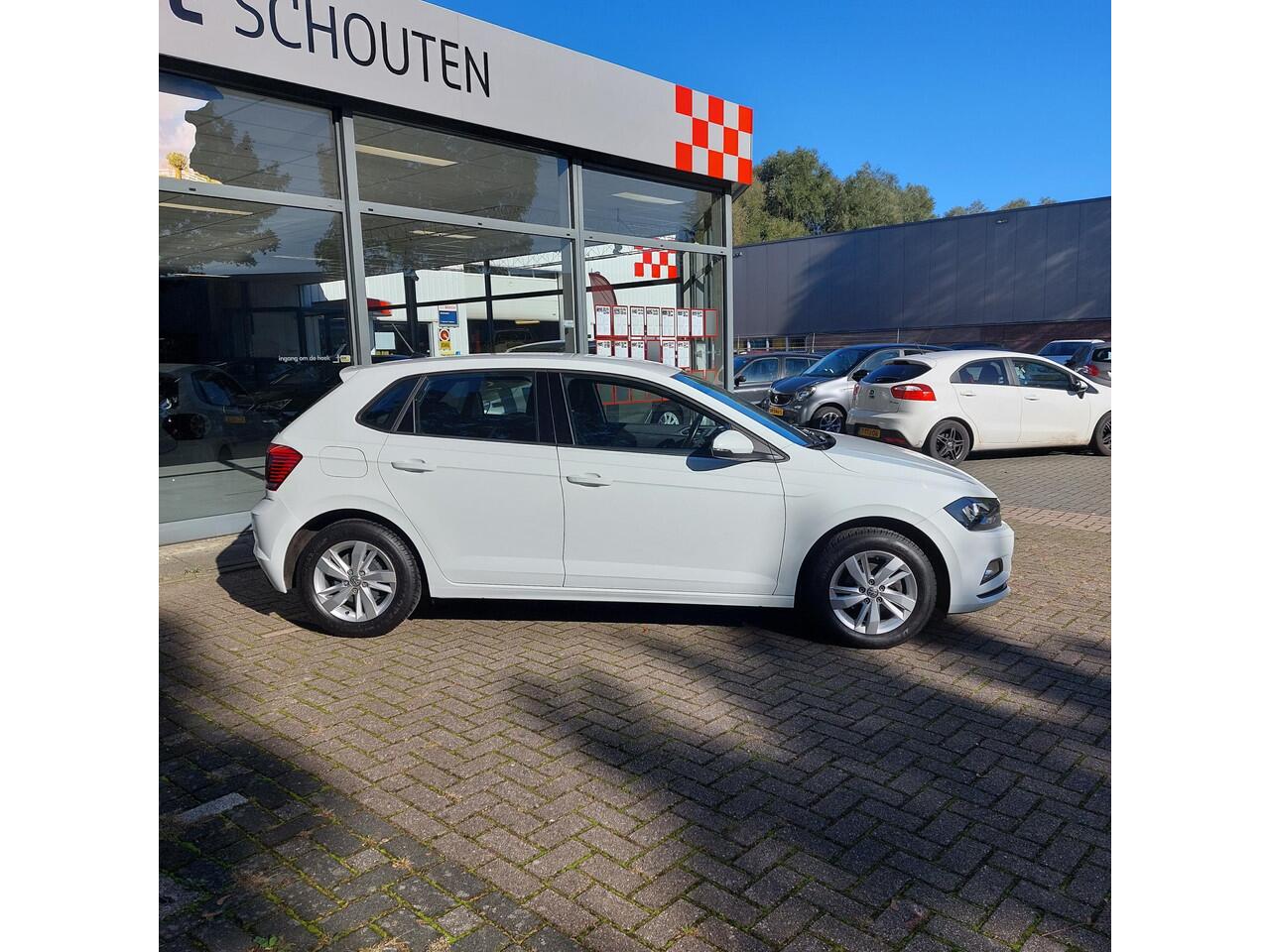 Volkswagen POLO 1.0 TSI Comfortline| Apple Carplay| Sportstoelen half leer.