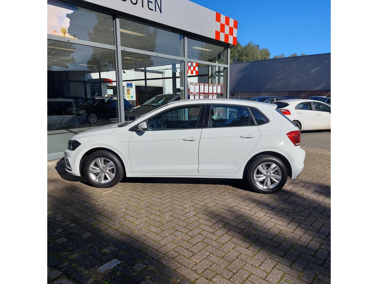 Volkswagen POLO 1.0 TSI Comfortline| Apple Carplay| Sportstoelen half leer.