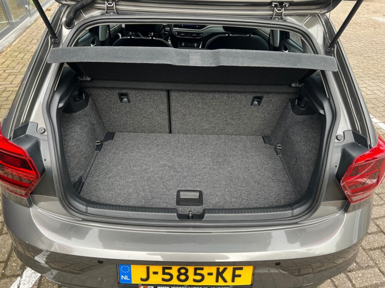 Volkswagen POLO 1.0 TSI COMF.L. BUS.