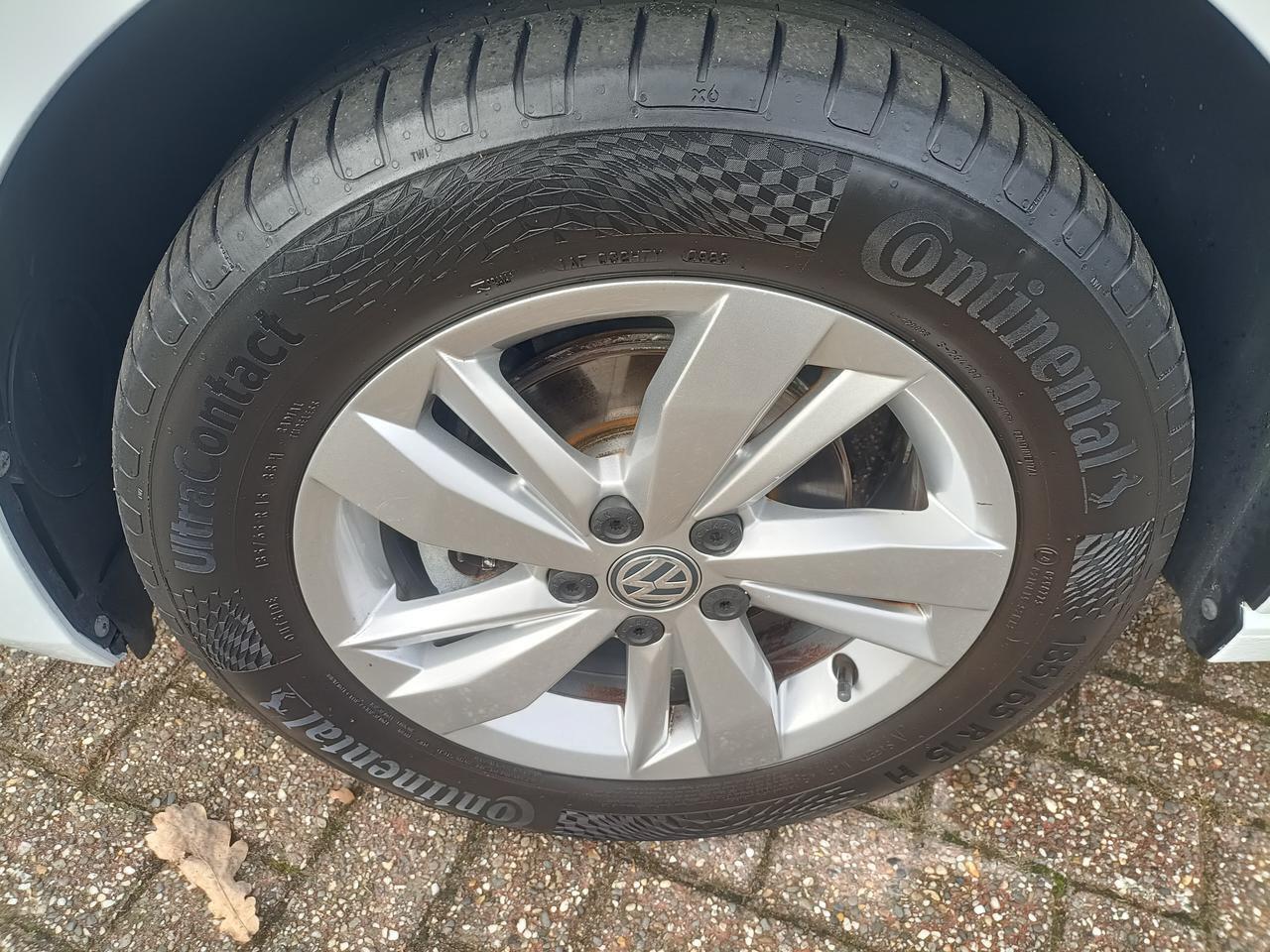 Volkswagen POLO 1.0 95pk Comfortline, Airco, Navi via app.