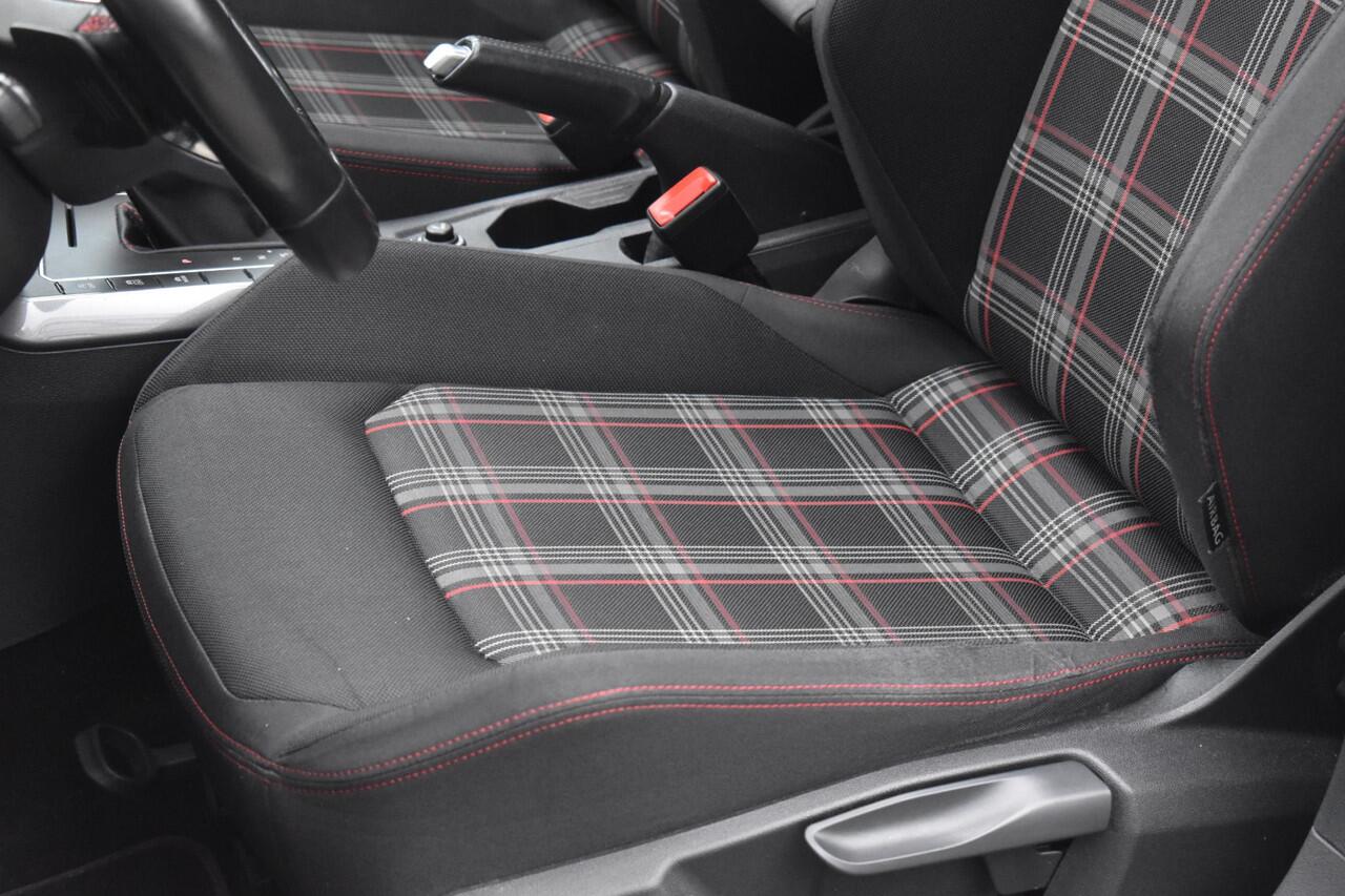 Volkswagen POLO 2.0 TSI GTI Pano DSG Virtual Stoelvw