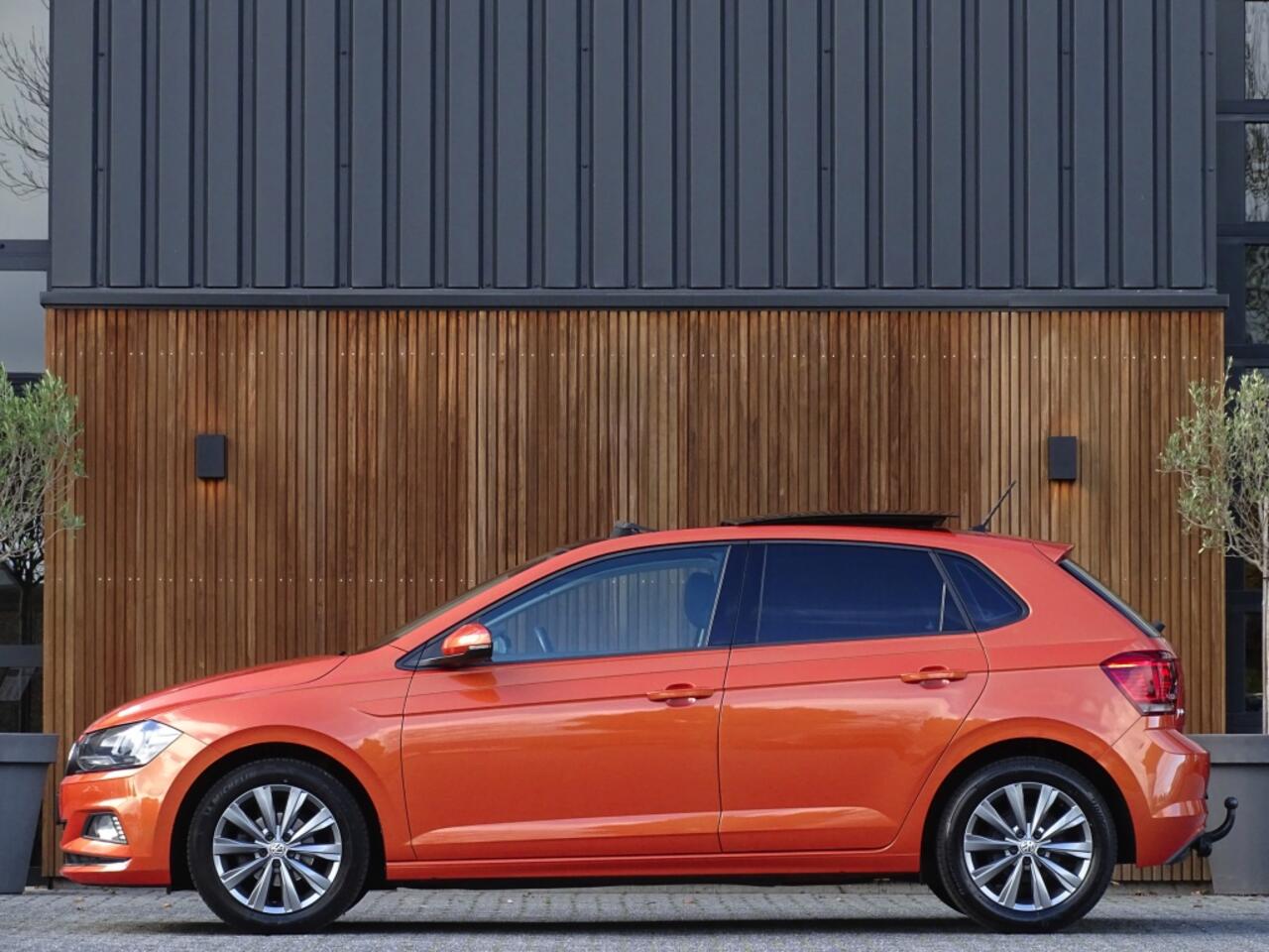 Volkswagen POLO 1.0 TSI Highline / ACC / RNS + clima / CarPlay / LED *NAP*