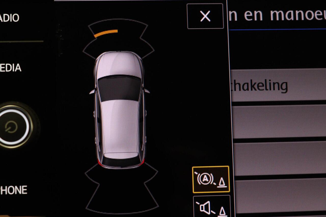 Volkswagen POLO 1.0 TSI Comfortline | Parkeersensoren V+A | Navigatie | Cruise Control | DAB+