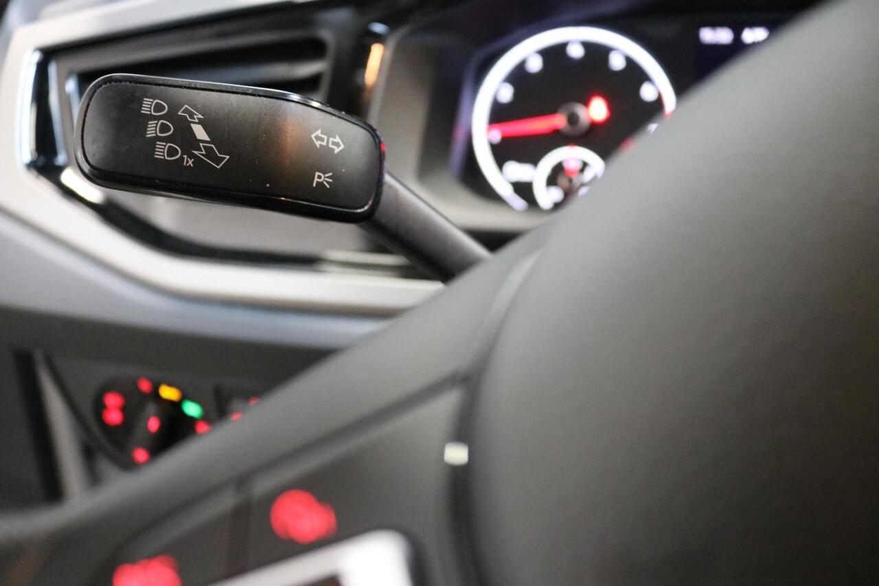 Volkswagen POLO 1.0 TSI Comfortline | CARPLAY | DEALER OH | EERSTE EIG. | NAP | NL AUTO |