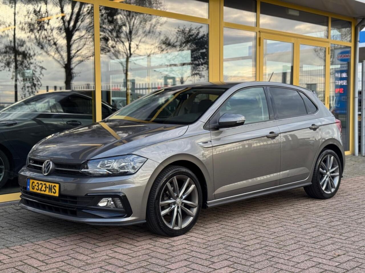 Volkswagen POLO 1.0 TSI Highline