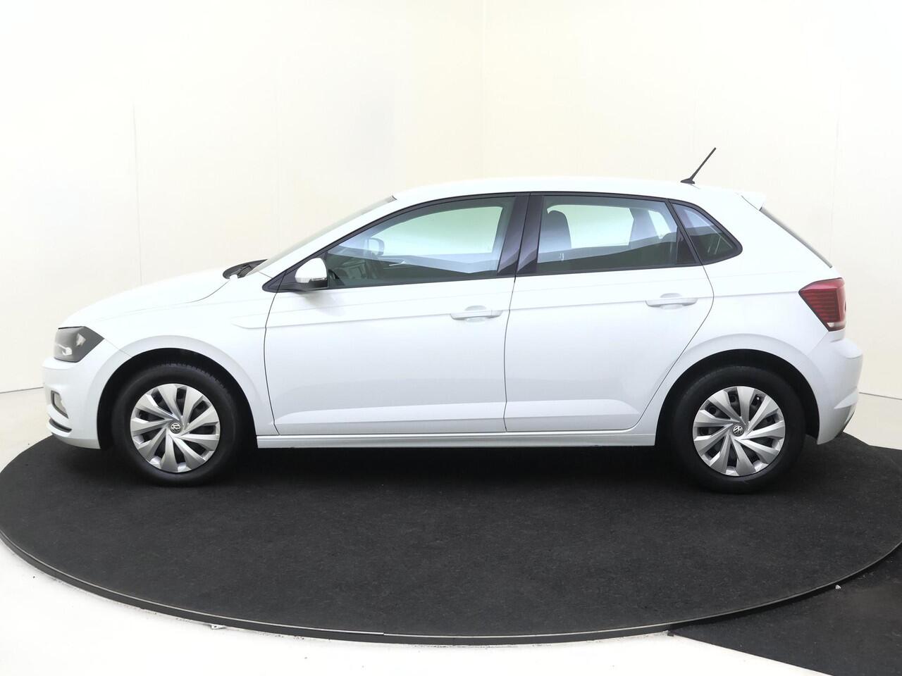 Volkswagen POLO 1.0 TSI Comfortline | Adaptieve cruise control | Bluetooth | Airco | Armsteun | Radio |