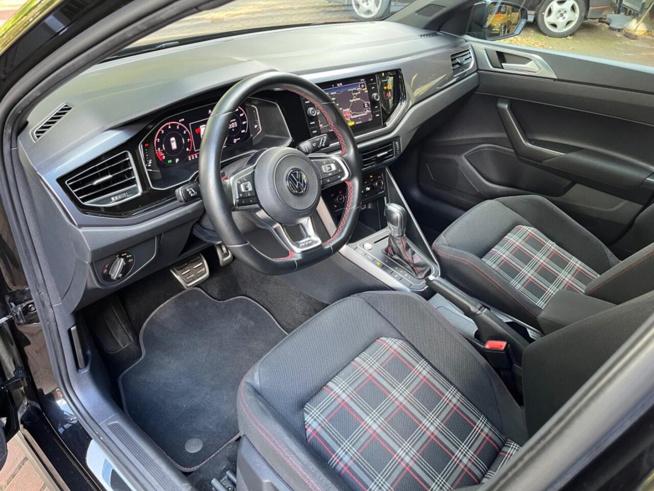 Volkswagen POLO 2.0 TSI GTI