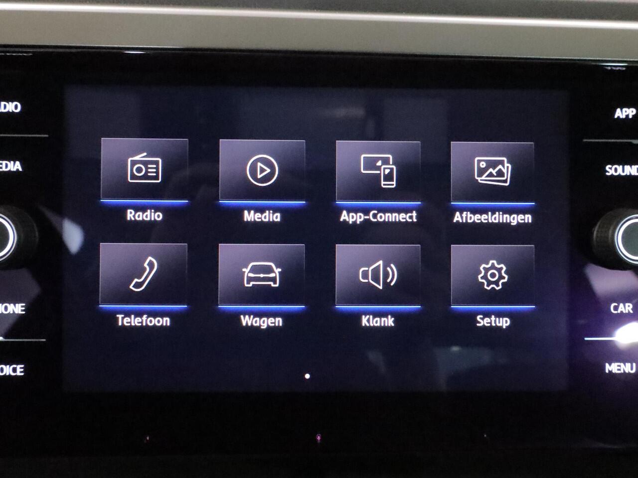 Volkswagen POLO 1.0 TSI Comfortline 95 pk | Navigatie via App | Airco | Adaptieve cruise control |