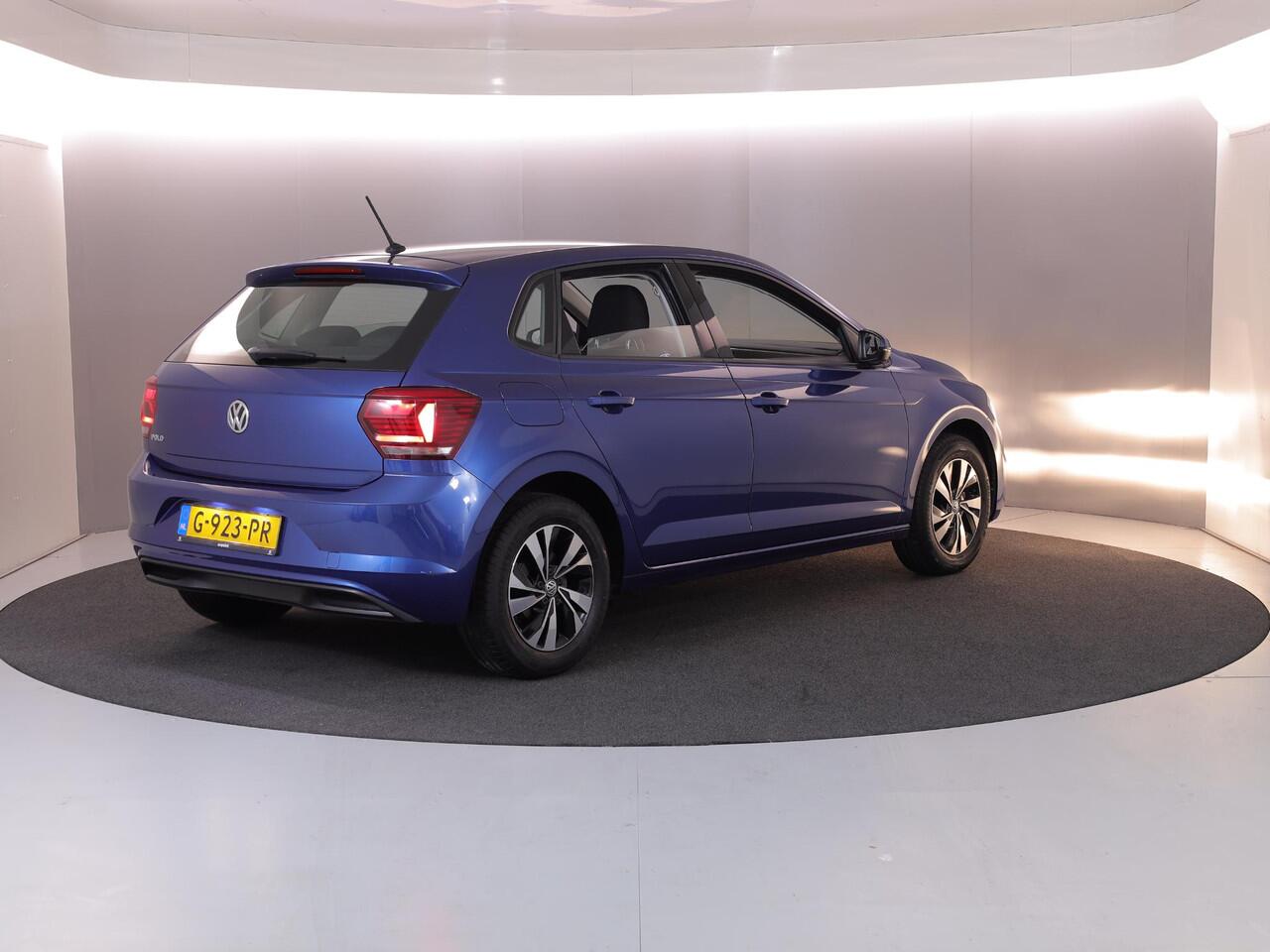 Volkswagen POLO 1.0 TSI Comfortline 95 pk | Navigatie via App | Airco | Adaptieve cruise control |