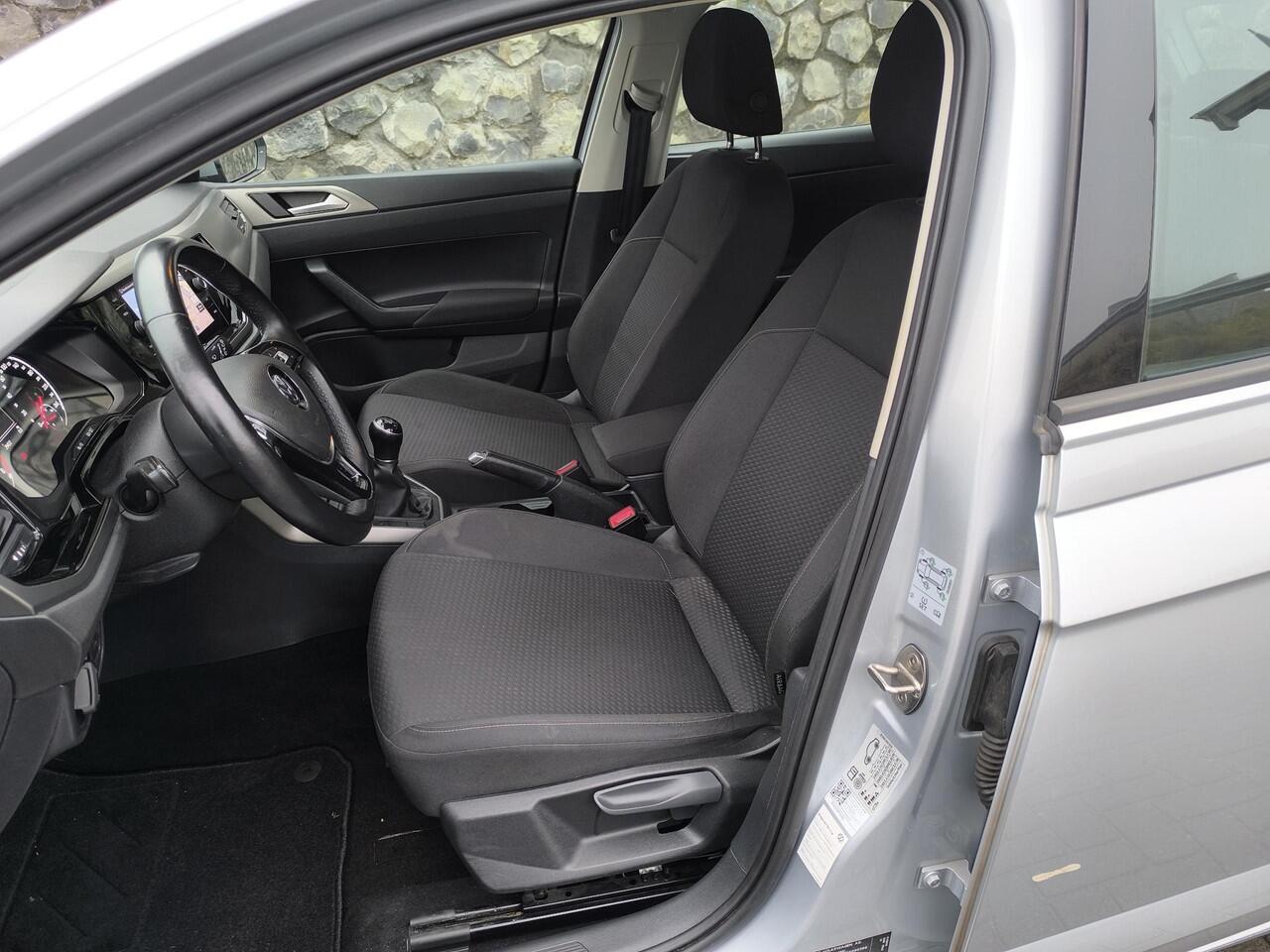 Volkswagen POLO 1.0 MPI Comfortline Business Navi, carplay, cruise control, 1e eigenaar, org NL auto