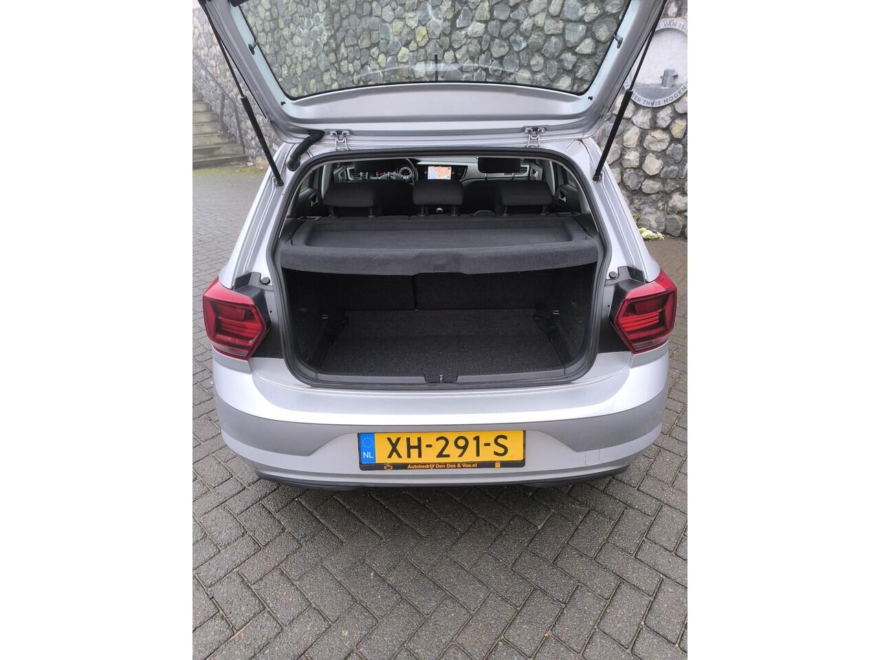 Volkswagen POLO 1.0 MPI Comfortline Business Navi, carplay, cruise control, 1e eigenaar, org NL auto