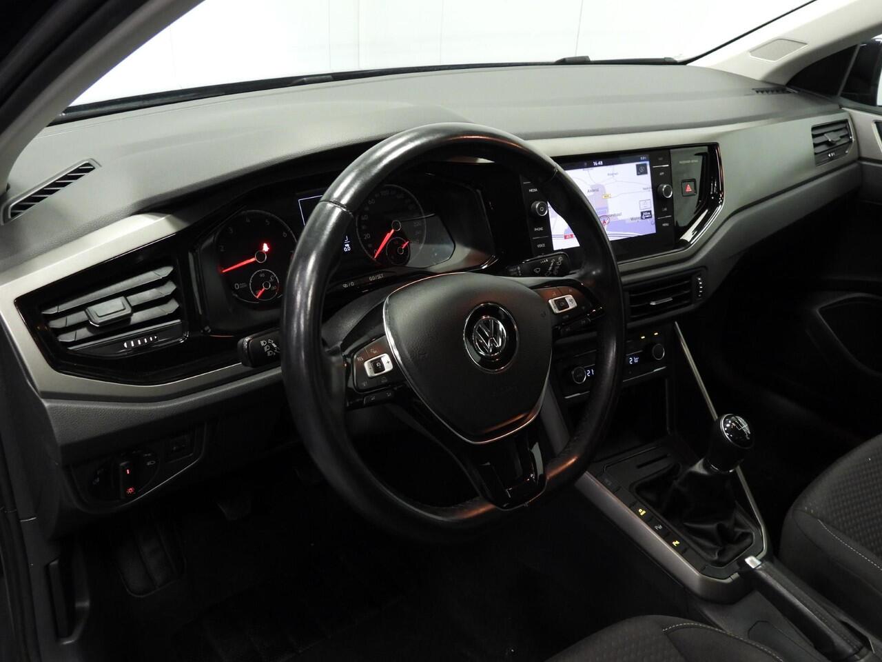 Volkswagen POLO 1.0 TSI Comfortline Business NAVI/CLIMA/CAMERA/17"LMV!