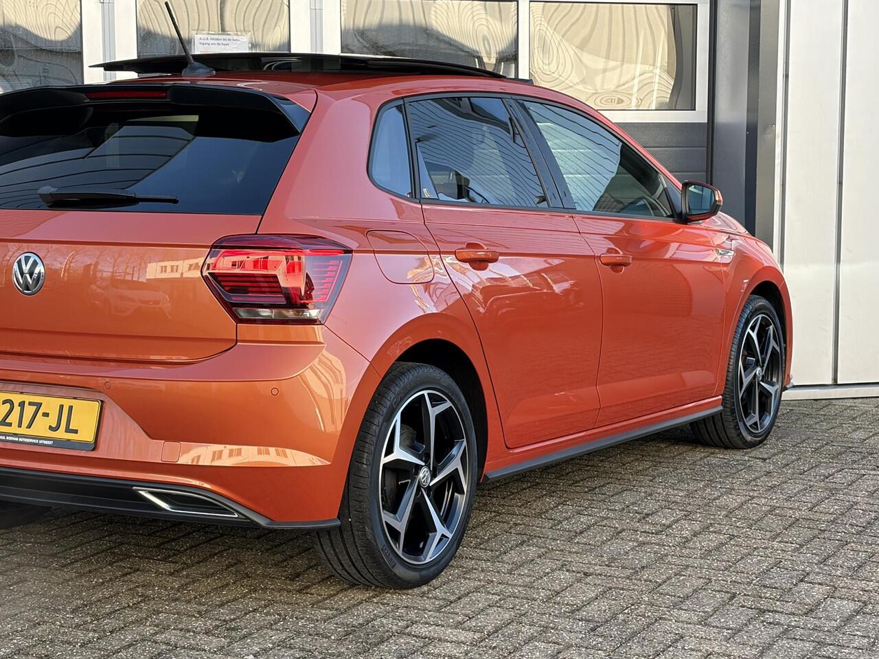 Volkswagen POLO 1.0 TSI Highline Business R line | Pano | Cruise | LED | Parkeer sensoren |