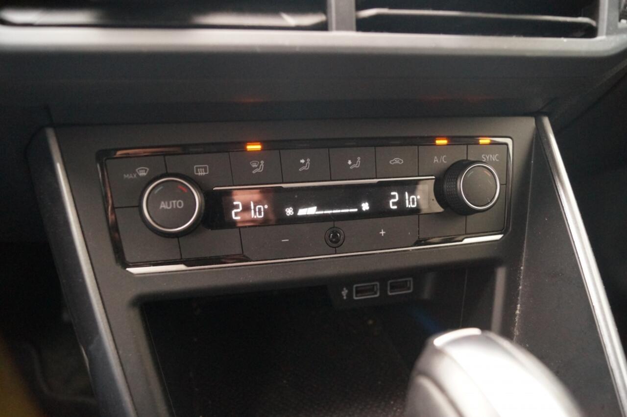 Volkswagen POLO 1.0 TSI DSG Highline Executive -NAVI-ECC-DIGI-PDC-ACC-