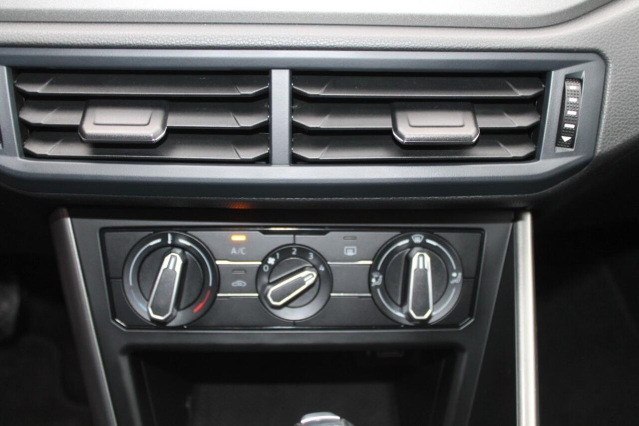 Volkswagen POLO 1.0 TSI COMFORTLINE AUTOMAAT AIRCO CRUISE PDC V/A